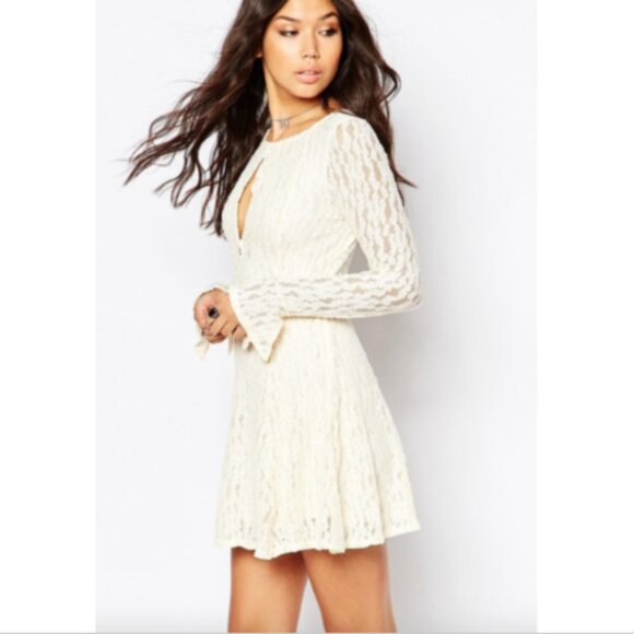 FREE PEOPLE Cream Lace Long Sleeve Boho Dress sz Small EUC - Picture 5 of 16